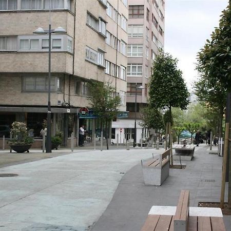 Hostal Liste Station A Coruna Exterior photo